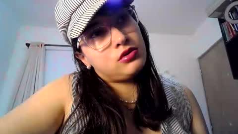 natash4naughty online show from March 24, 1:11 am