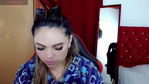 Snapshot of natasha__magics chatting on October 19, 3:00 am natasha__magics online show from October 19, 3:00 am