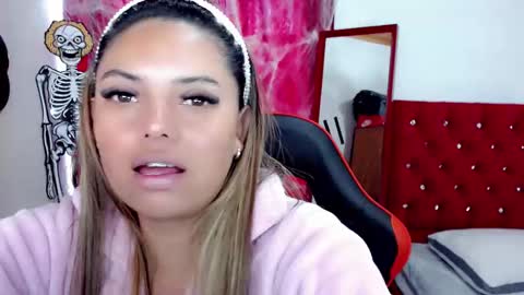 natasha__magics online show from November 1, 4:06 pm