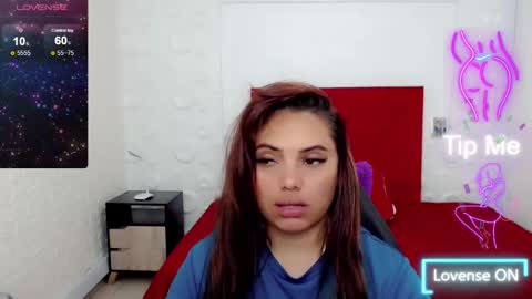 Snapshot of natasha__magics chatting on March 5, 8:21 am natasha__magics online show from March 5, 8:21 am
