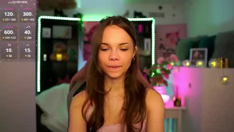 Snapshot of natasha__malkova chatting on December 21, 9:44 am natasha__malkova online show from December 21, 9:44 am