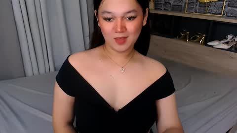 natasha_santiago5 online show from November 14, 5:37 pm