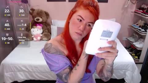 Snapshot of natasha_woo chatting on October 12, 1:26 pm Nat online show from October 12, 1:26 pm
