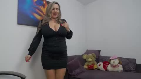 natashaboobs online show from February 27, 12:34 pm