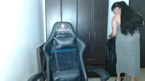 Natasha Smithe  online show from February 11, 7:27 pm