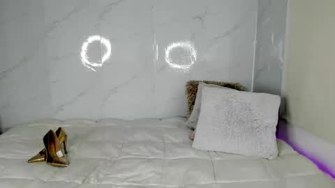 Nathalia    online show from September 17, 3:21 am