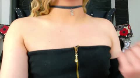 nathaliaz online show from September 19, 12:31 pm