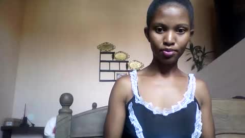 nathalie004 online show from March 17, 8:41 am