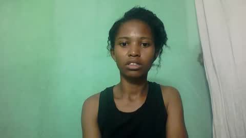 nathalie004 online show from October 10, 8:42 am