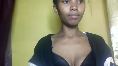 nathalie004 online show from September 10, 9:54 am