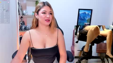 Snapshot of nathalie_29 chatting on September 29, 12:37 pm NATHALIE online show from September 29, 12:37 pm