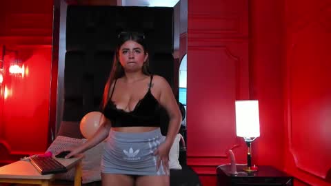 nathalie rossel online show from March 12, 7:36 pm