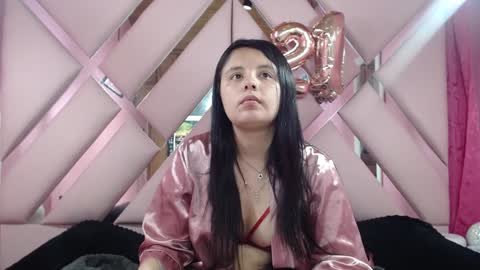 nathaly low online show from January 18, 6:03 am