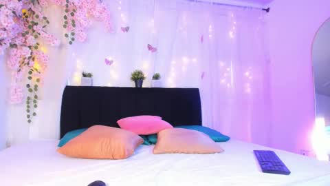 nathaly_scott26 online show from January 8, 12:55 pm