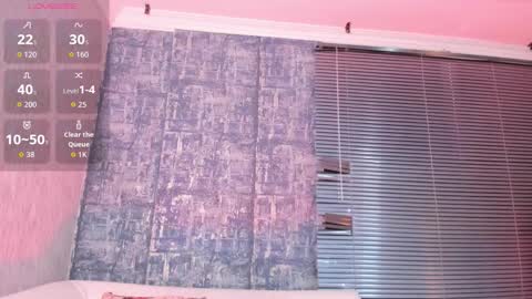        online show from November 19, 8:51 pm