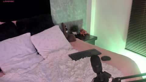 Nathaly lopez online show from February 6, 5:51 pm