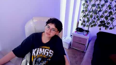 Snapshot of nathalyy_ds chatting on October 4, 9:01 pm nathalyy_ds online show from October 4, 9:01 pm