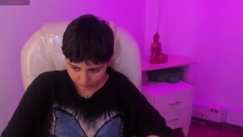 nathalyy_ds online show from March 21, 5:46 am