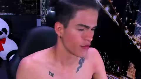 nathan_carson1 online show from December 14, 2:44 am