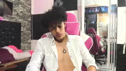 nathan_carson1 online show from December 1, 4:32 pm