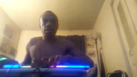 nathanbutler0 online show from March 21, 2:06 am