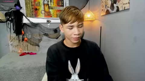 Snapshot of nathanclay chatting on October 21, 5:12 am nathanclay online show from October 21, 5:12 am