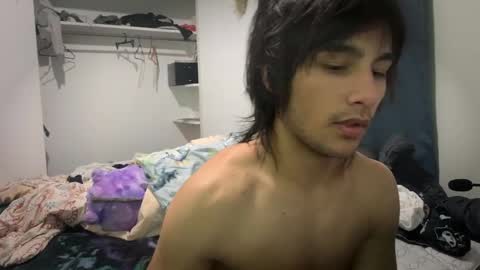 Snapshot of native_boy2 chatting on September 9, 7:41 am native_boy2 online show from September 9, 7:41 am
