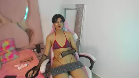 natsumiht online show from September 14, 7:21 am