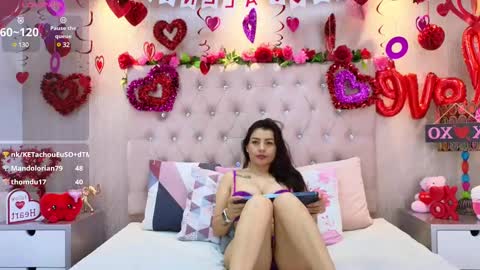 Snapshot of nattyqueen_ chatting on February 20, 5:09 pm NattyQueen online show from February 20, 5:09 pm