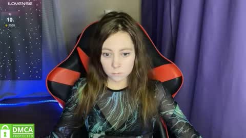 natural_babe666 online show from December 4, 9:42 am