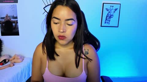 Snapshot of naty_07 chatting on February 3, 5:35 pm Natalia online show from February 3, 5:35 pm