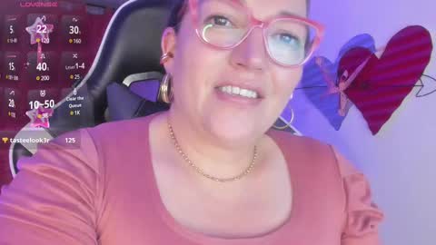 Snapshot of naty__mature_ chatting on February 16, 3:37 am Nataly online show from February 16, 3:37 am
