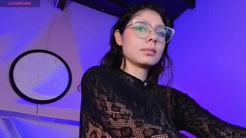 Snapshot of naty_saenz3 chatting on October 15, 9:54 am Naty Saenz online show from October 15, 9:54 am