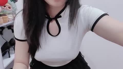 Kiki online show from December 2, 2:10 am