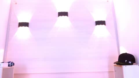 natzuki_ online show from January 13, 12:57 pm