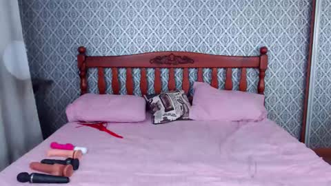 naughty0shy77anna online show from January 26, 12:11 pm