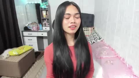 emma online show from February 8, 10:07 am