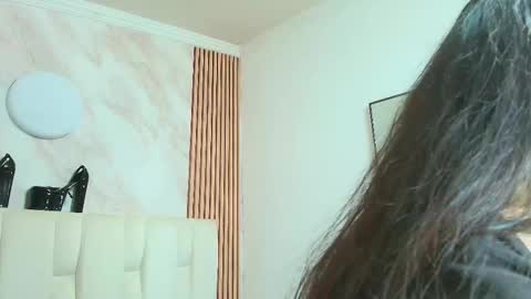 Snapshot of naughty_kittenm chatting on October 16, 11:54 am Kitten online show from October 16, 11:54 am