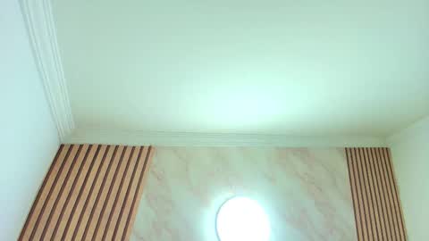 Snapshot of naughty_kittenm chatting on October 20, 11:26 am Kitten online show from October 20, 11:26 am