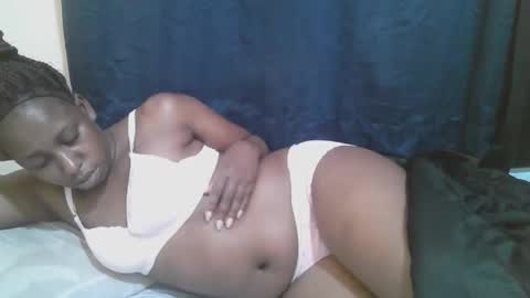 Snapshot of naughty_slender2 chatting on September 22, 5:44 am jn online show from September 22, 5:44 am