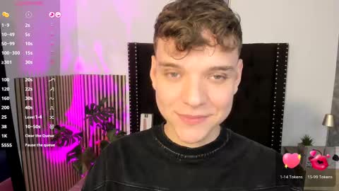 Snapshot of naughty_twink_ chatting on October 9, 11:48 am Noah online show from October 9, 11:48 am