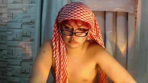 Snapshot of naughty_ursula21xxx chatting on February 12, 6:40 pm naughty_ursula21xxx online show from February 12, 6:40 pm