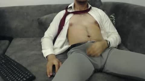 naughty pervert masterboy online show from April 24, 8:33 pm