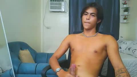 Loue online show from April 25, 1:41 pm