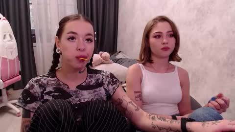 Snapshot of naughtydakota chatting on October 2, 2:05 pm Dakota online show from October 2, 2:05 pm
