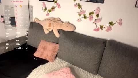 Snapshot of naughtydragon11 chatting on September 11, 1:56 pm Liza online show from September 11, 1:56 pm