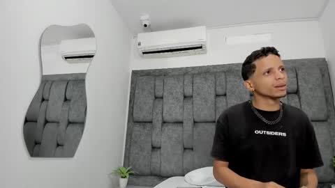 naughtyfusion_os online show from December 22, 12:45 pm