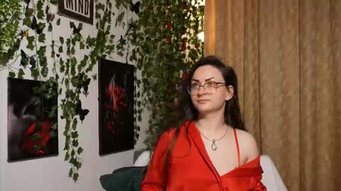 Snapshot of naughtyhomemade17 chatting on October 9, 10:26 pm Mya Alexya online show from October 9, 10:26 pm