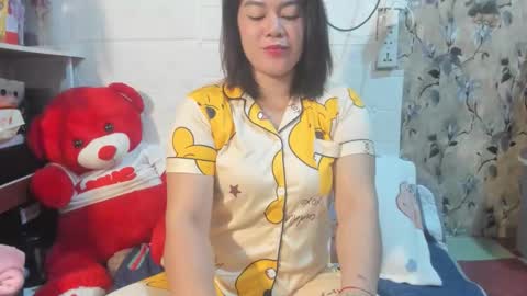 Snapshot of naughtymhavz chatting on October 2, 10:58 am marvie mhavz online show from October 2, 10:58 am