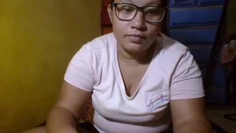 Snapshot of naughtypinay08 chatting on September 15, 2:18 pm naughtypinay08 online show from September 15, 2:18 pm